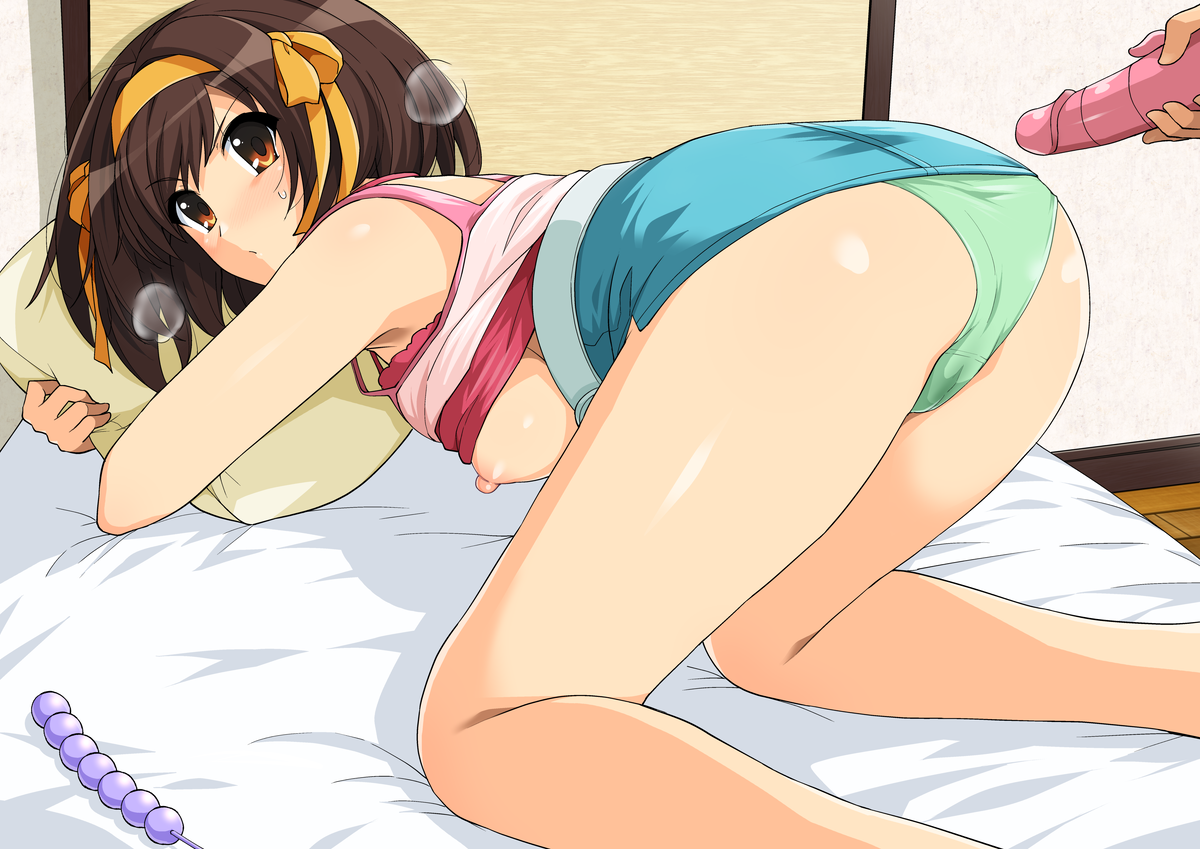 1boy all_fours ass bed blue_skirt breasts brown_hair camisole camisole_lift clothes_lift clothing dildo female from_behind green_panties hair_ribbon hairband haruhisky holding holding_sex_toy hugging_object indoors male medium_breasts medium_hair nipples on_bed panties pillow pillow_hug pink_camisole ribbon sex_toy skirt solo_focus straight suzumiya_haruhi suzumiya_haruhi_no_yuuutsu underwear yellow_hairband yellow_ribbon
