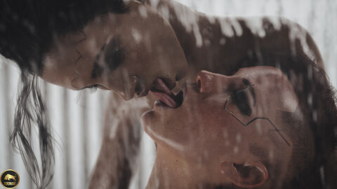 2girls 3d closed_eyes cyberpunk_2077 female female_only ferdinand_(artist) french_kiss kissing panam_palmer passionate passionate_kiss shower showering tongue tongue_kiss v_(cyberpunk_2077) valerie_(cyberpunk_2077) water yuri