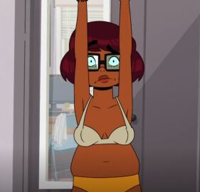 belly_button breasts chubby_female female glasses hanna-barbera hbo_max indian scooby-doo screenshot small_breasts solo velma_(series) velma_dinkley velma_dinkley_(velma)