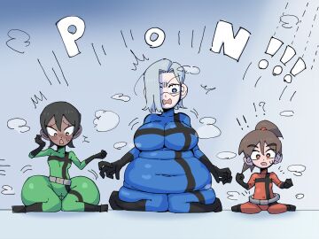 3girls ass ass_expansion belly_expansion big_ass big_belly big_breasts blue_(tabasuko) breast_expansion breast_growth breast_growth_(enlargement) breasts expansion female genderswap genderswap_(mtf) green_(tabasuko) height_reduction red_(tabasuko) rule_63 tabasuko_(artist)