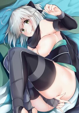 ahoge arm_guards black_bow black_scarf blonde_hair bow breasts detached_sleeves fate/grand_order fate_(series) female female_masturbation fingering fingering_self hairbow half_updo haori highres japanese_clothes kimono koha-ace large_breasts len_(hand_linke) looking_at_viewer lying masturbation nipples obi okita_souji_(fate) okita_souji_(fate)_(all) okita_souji_(koha-ace) on_side pussy pussy_juice sash scarf short_hair smile solo thighs white_kimono yellow_eyes