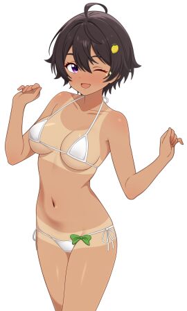1girls absurdres ahoge bikini black_hair breasts collarbone dark-skinned_female dark_skin dullahan_(alekey_art) female food-themed_hair_ornament hair_ornament highres lemon_hair_ornament looking_at_viewer make_heroine_ga_oo_sugiru! medium_breasts navel one_eye_closed open_mouth purple_eyes side-tie_bikini_bottom simple_background smile solo standing swimsuit tan tanline white_background white_bikini yakishio_lemon